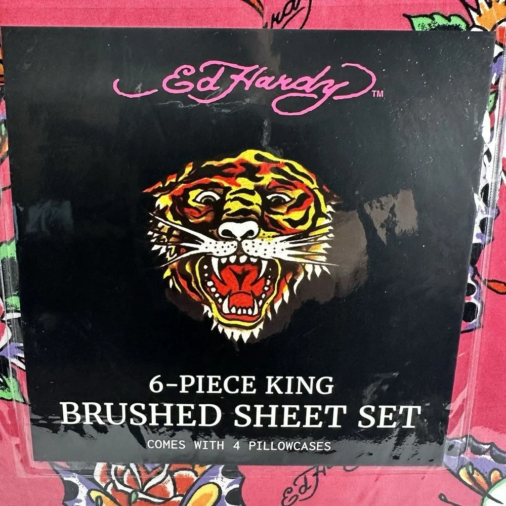 Ed Hardy King Size 6-Piece Sheet Set Pink Skull Rose Tattoo Print 4 Pillowcases